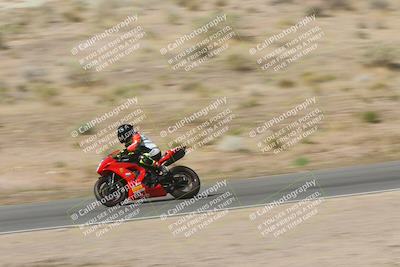 media/Apr-20-2025-AHRMA (Sun) [[393a79c373]]/Race/Group 11 early race/Turn 4b/